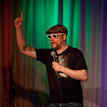 Foto de Rufus Hound pareja de Beth Johnson