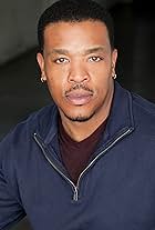 Foto de Russell Hornsby pareja de Denise Walker
