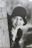 Foto de Ruth Taylor pareja de Paul Steinberg Zuckerman
