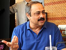 Foto de Sachin Khedekar pareja de Jalpa Khedekar