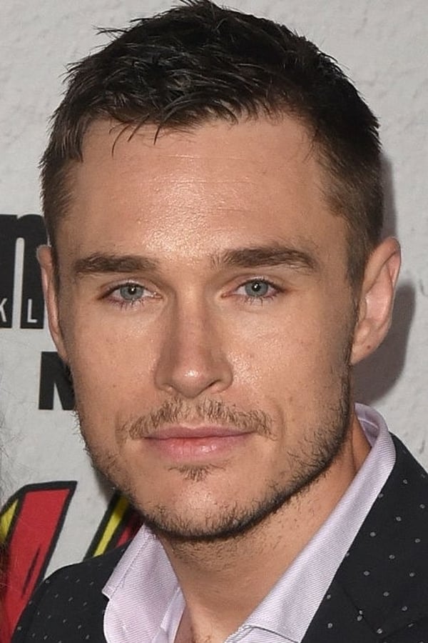 Foto de Sam Underwood pareja de Valorie Curry