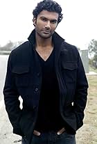 Foto de Sendhil Ramamurthy pareja de Olga Sosnovska