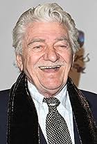 Foto de Seymour Cassel pareja de Elizabeth Deering