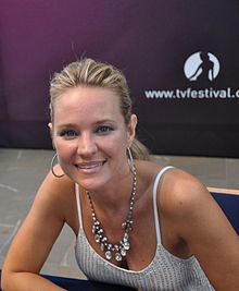 Foto de Sharon Case pareja de Sandy Corzine