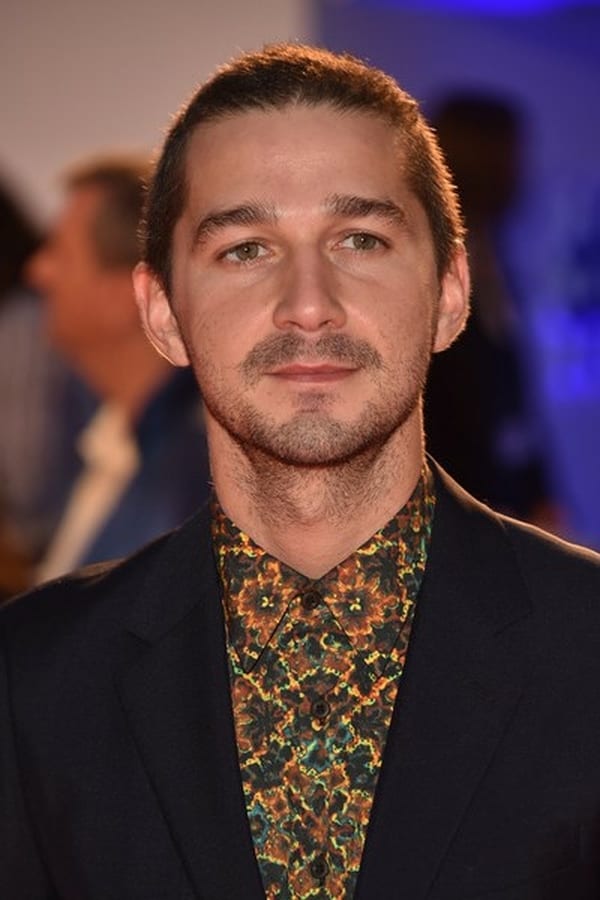 Foto de Shia LaBeouf pareja de Mia Goth