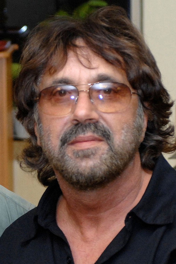 Foto de Shuki Levy pareja de Deborah Shelton