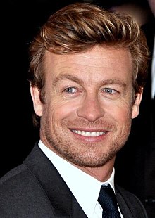 Foto de Simon Baker pareja de Rebecca Rigg