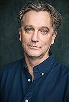 Foto de Simon Shepherd pareja de Alexandra Byrne
