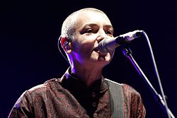 Foto de Sinéad O'Connor pareja de Nicholas Sommerlad