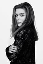 Foto de la celebrity Sophie Cookson