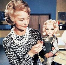 Foto de Sylvia Anderson pareja de Jack Brooks