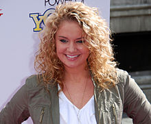 Foto de Tiffany Thornton pareja de Chris Carney