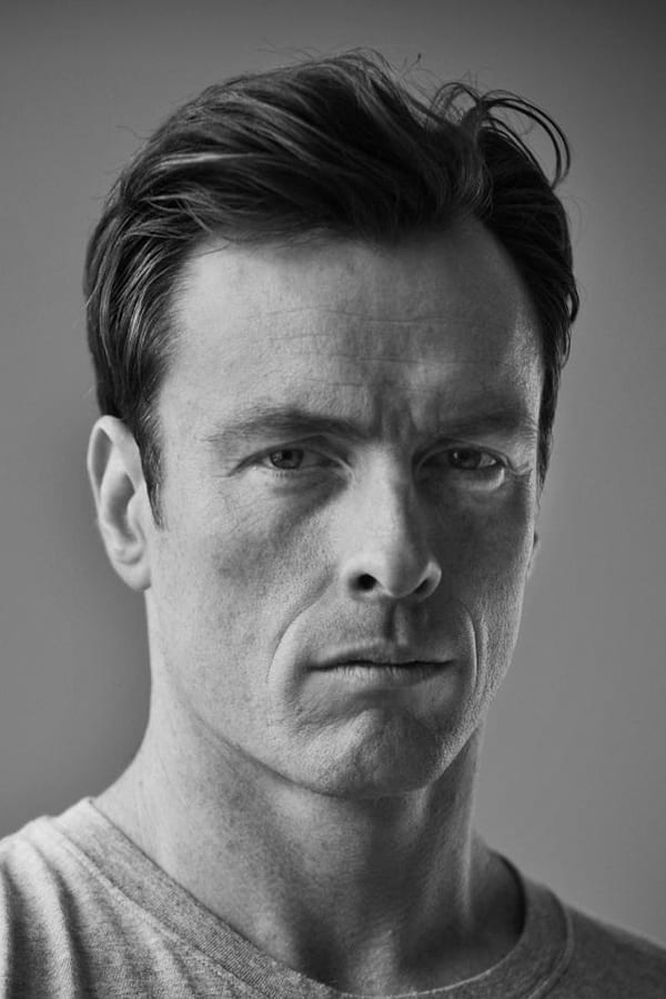 Foto de Toby Stephens pareja de Anna-Louise Plowman