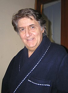 Foto de Tom Conti pareja de Kara Wilson