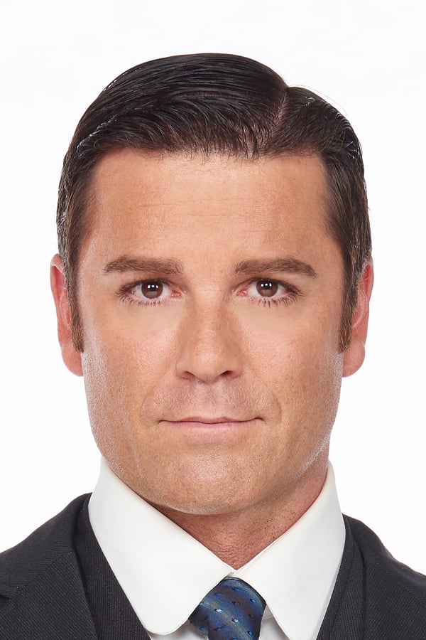 Foto de Yannick Bisson pareja de Chantal Craig